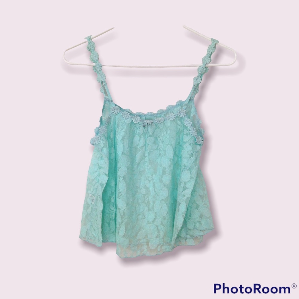 Poof daisy trim lace crop top - HP